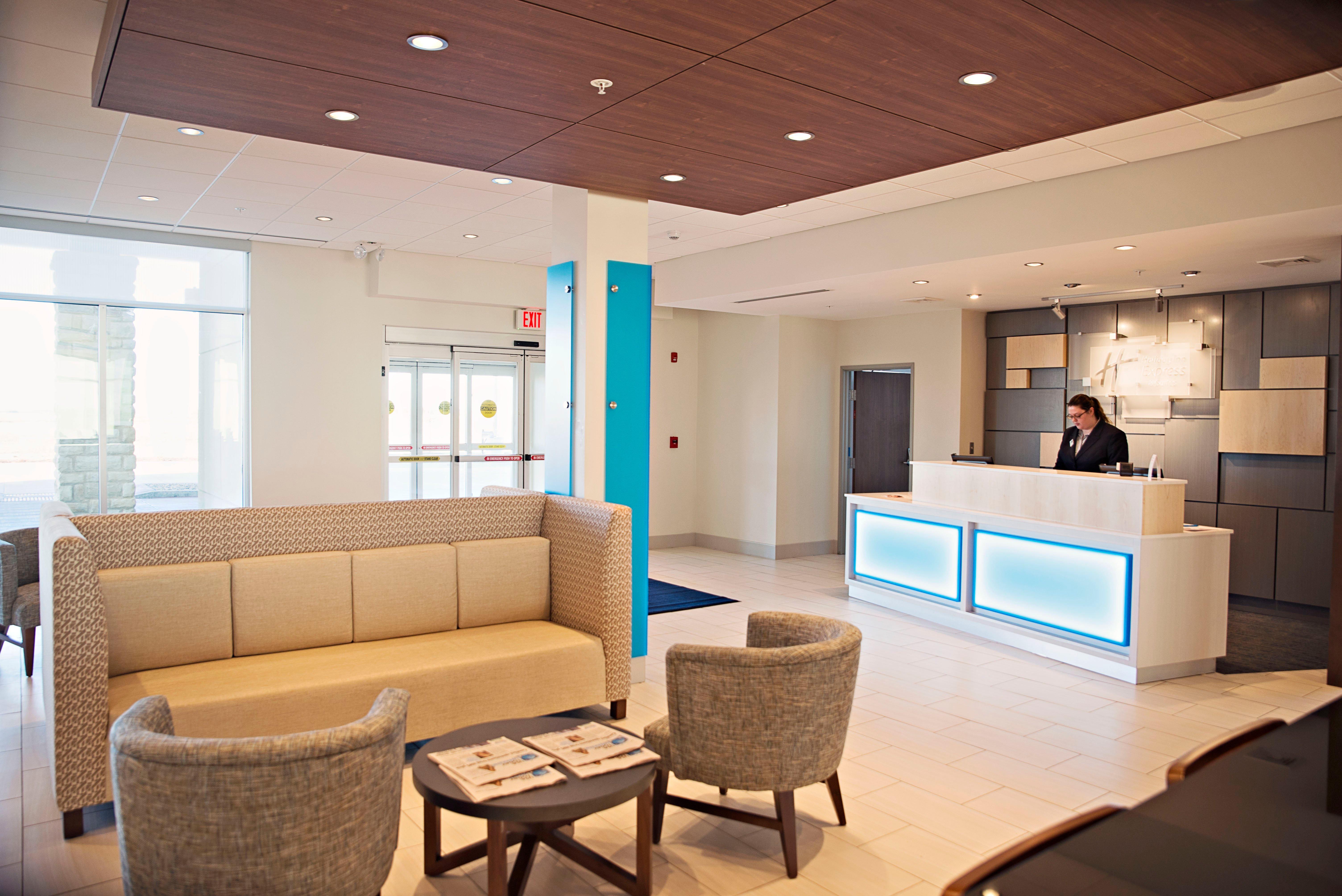 Holiday Inn Express & Suites - Sterling By Ihg Eksteriør billede